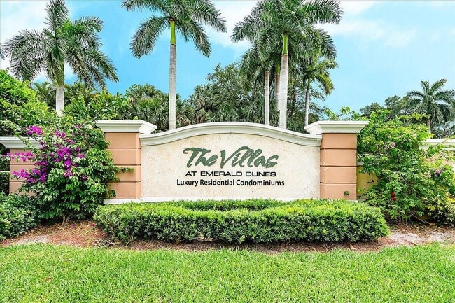 Foto del edificio - 6556 Emerald Dunes Dr