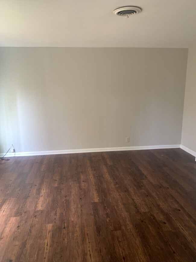 Foto del edificio - 1531 Flamingo Ln