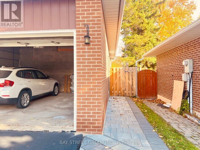 Photo du bâtiment - 44 Wakefield Crescent