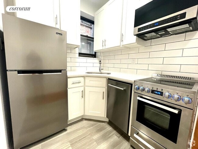 Building Photo - 532 E 82nd St