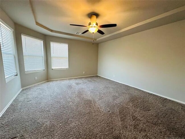 Building Photo - HOUSE FOR RENT!!!