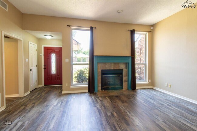 Building Photo - 2224 Sandcastle Rd