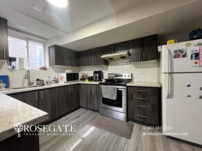 Building Photo - 716 Kaiser Dr
