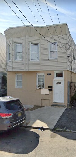Primary Photo - 125 Highland Ave