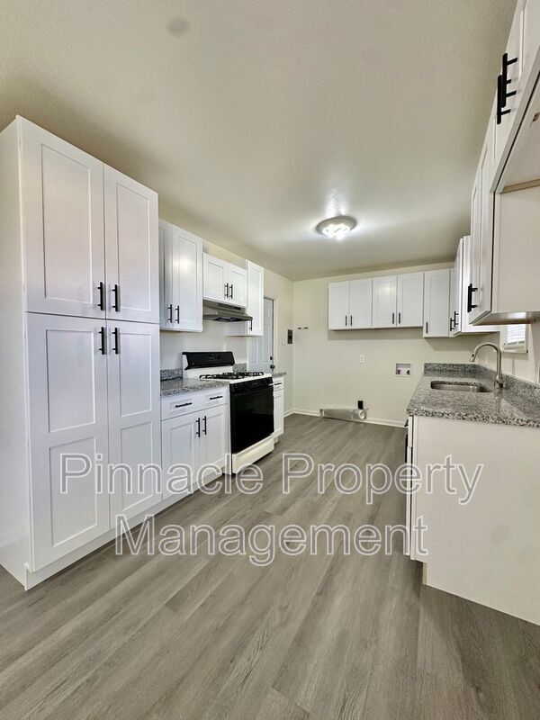 Foto del edificio - 2632 Raney St