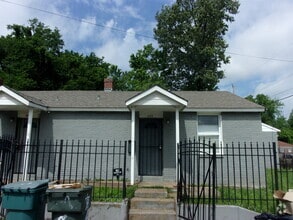 Building Photo - 525 Baltimore St