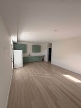 Building Photo - 31793 Leaf Ln