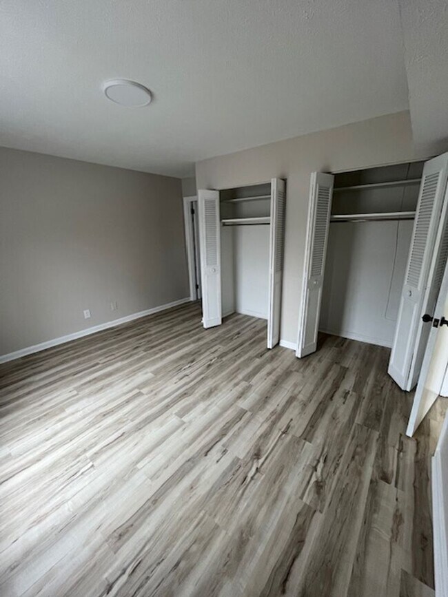 Building Photo - 2601 Le Blanc Ct