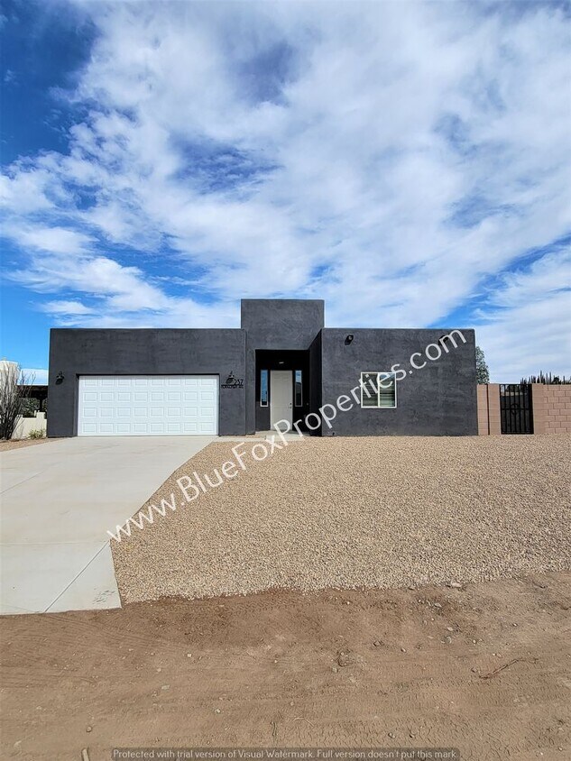 Foto principal - 237 S Montgomery Ave
