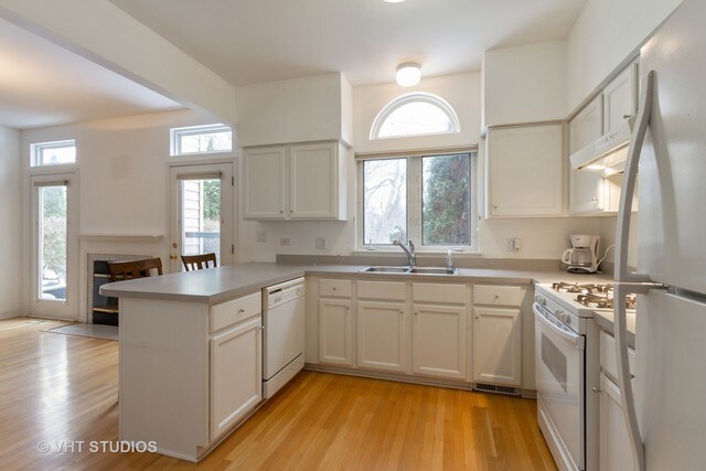 Foto del edificio - 34257 Homestead Rd