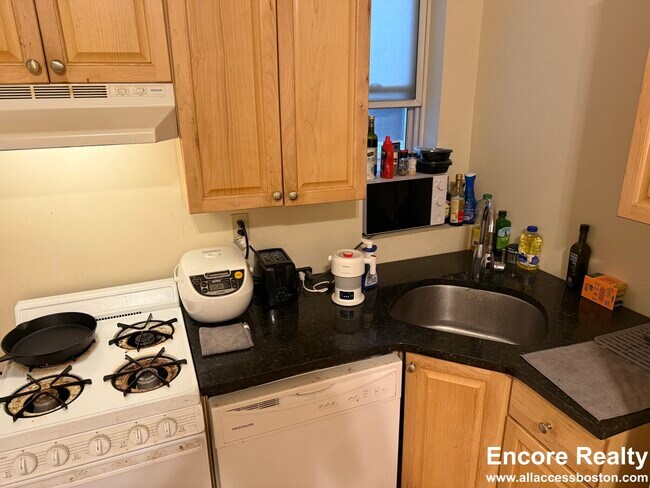 Foto del edificio - 1197 Commonwealth Ave