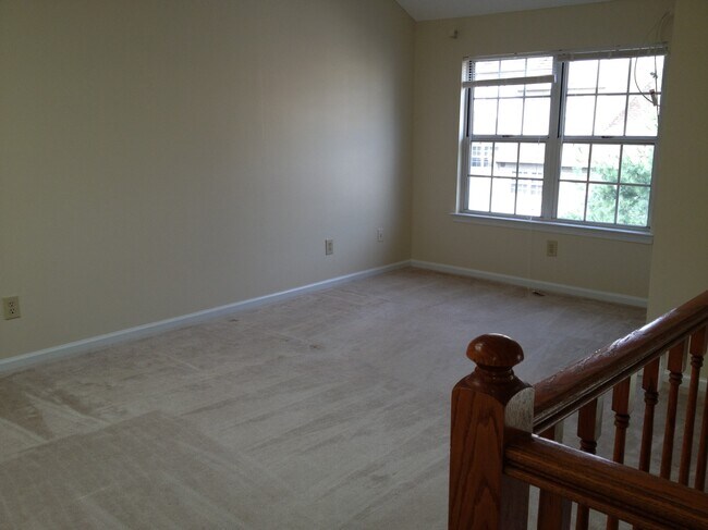 Loft - 12102 Greenwood Ct