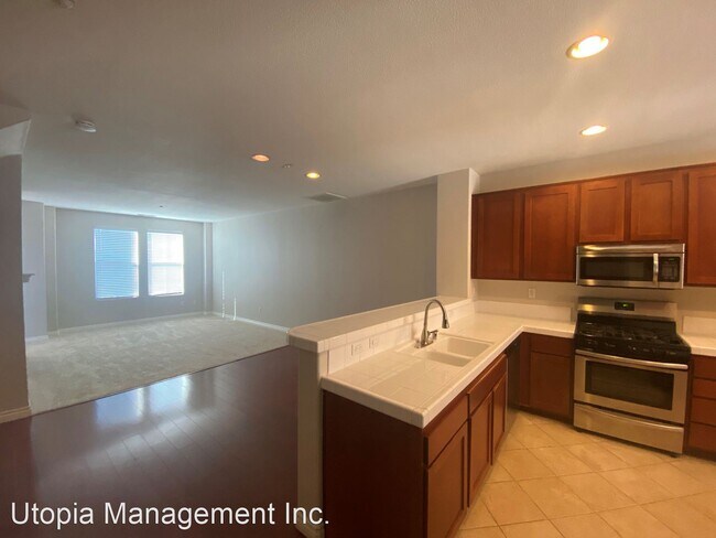 Building Photo - 4 br, 4 bath House - 1604 Yellow Pine Place