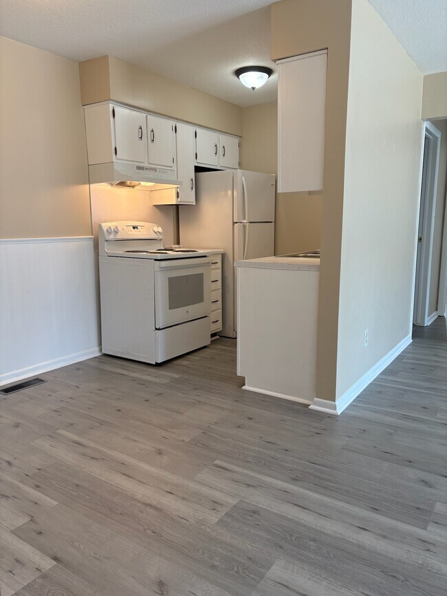 Foto del edificio - 820 4TH ST