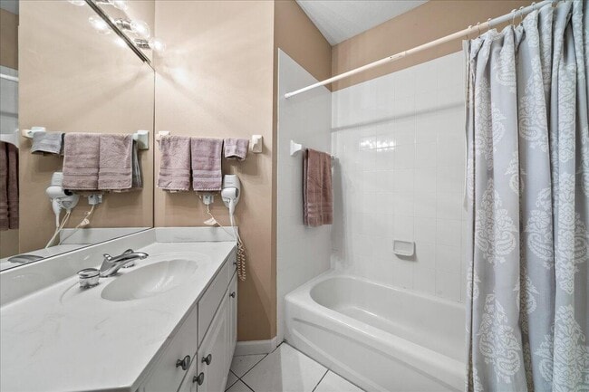 Foto del edificio - 8264 Mulligan Cir