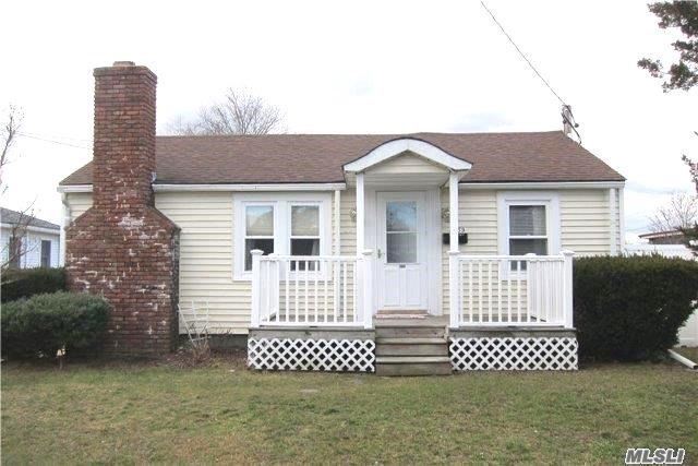 Primary Photo - 1059 Woodcrest Ave