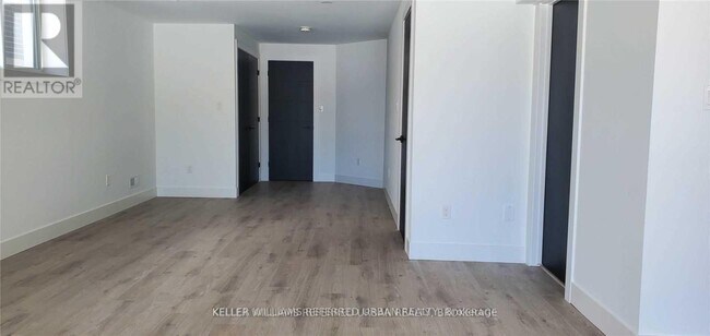 Photo du bâtiment - 2214 Tokala Trl