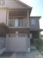 Building Photo - 106 Rochefort St.