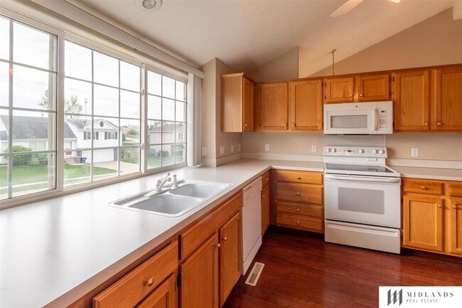 Foto del edificio - 3220 Chad Ave