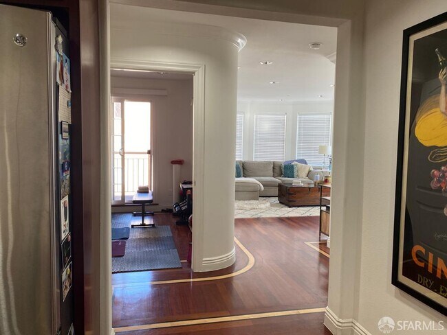 Foto del edificio - 499 33rd Ave