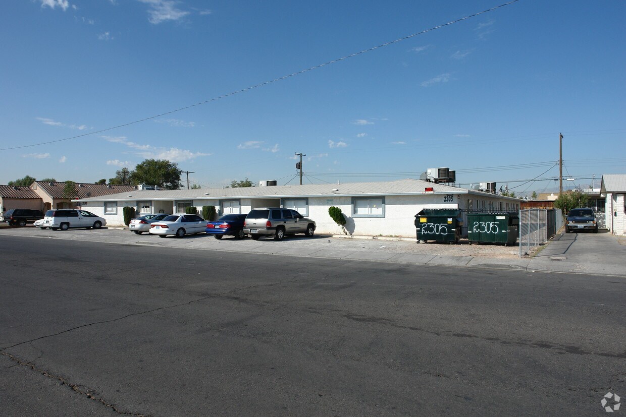 Foto del edificio - 2305 Statz St