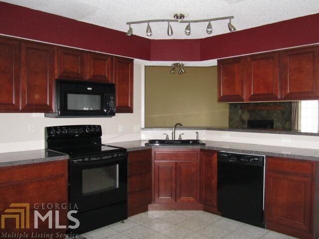 Foto del edificio - 203 Ridgemont Ct