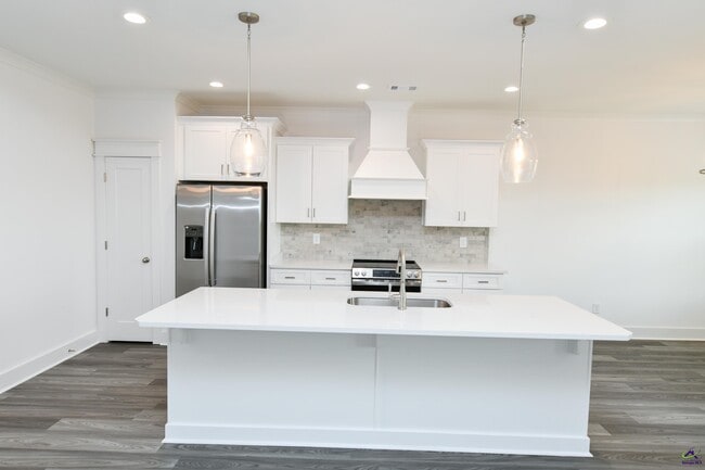 Building Photo - 114 Haven Way