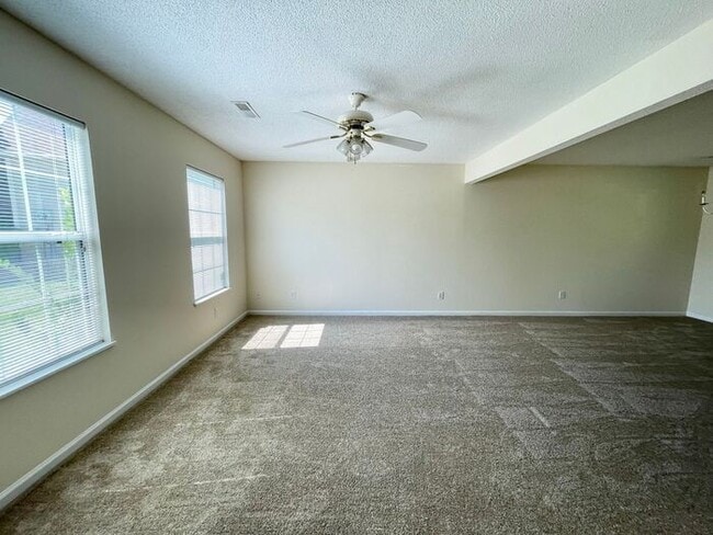 Building Photo - Northeast- Offering Self Guided Tour with ...