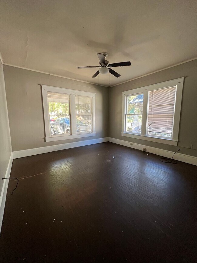 Foto del edificio - COMING SOON!