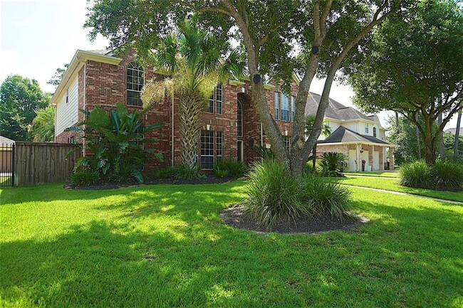 Building Photo - 14306 Arlington Pl