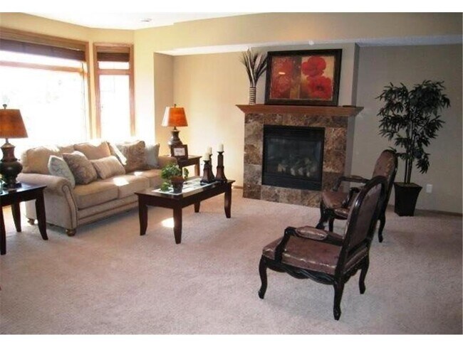 Foto del edificio - 10778 Falling Water Ln