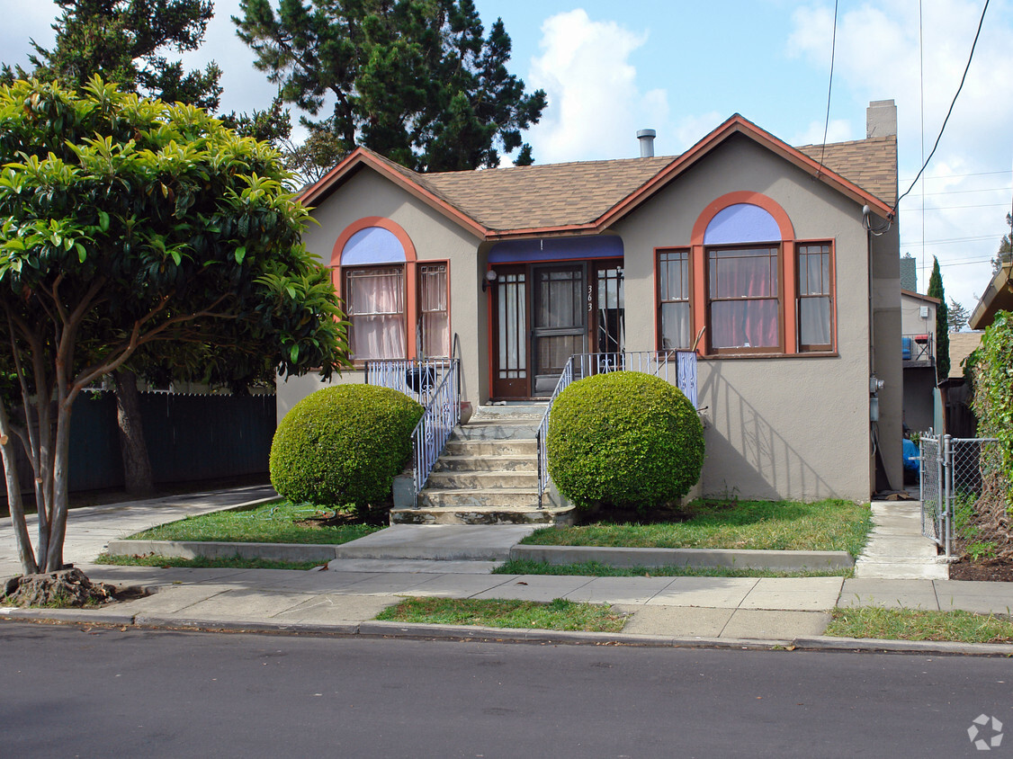 Primary Photo - 363 N Eldorado St
