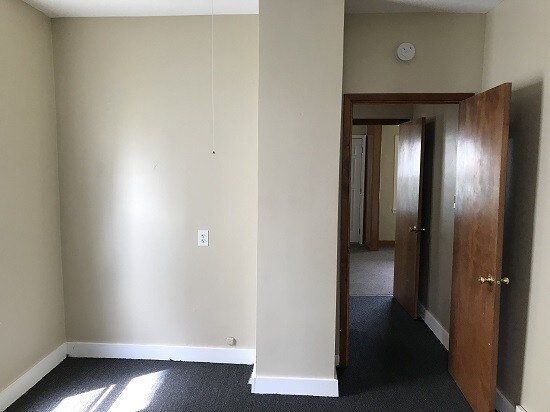 Building Photo - 1555 LASALLE Ave