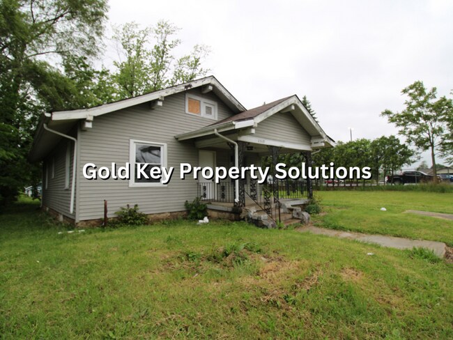 Foto del edificio - 2 Bedroom 1 Bath Home W/ Large Front Porch...