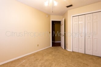 Building Photo - 205 Red Bud Ct