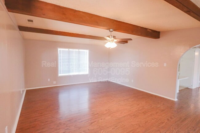 Building Photo - 6570 Oxen Rd