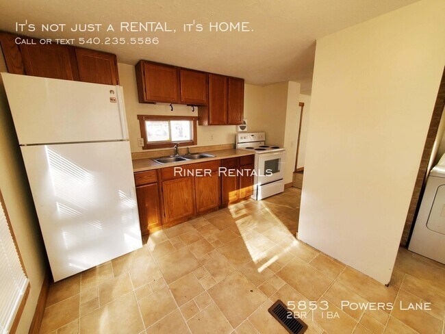Building Photo - 5853 Powers Ln