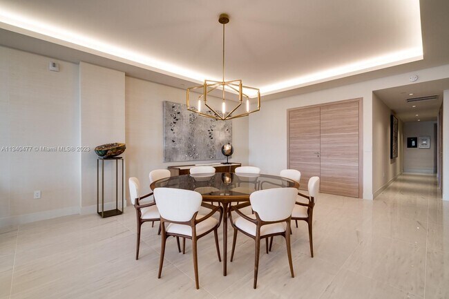 Foto del edificio - 515 Valencia Ave