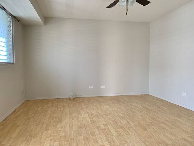 Building Photo - 1452 Liholiho St