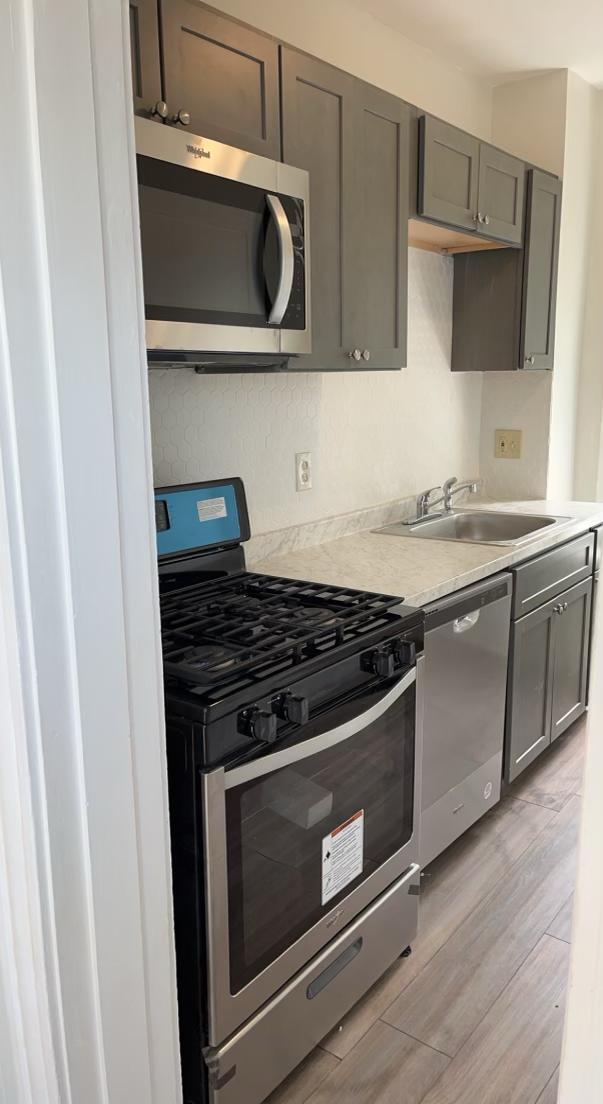 Building Photo - 39 Chesworth St