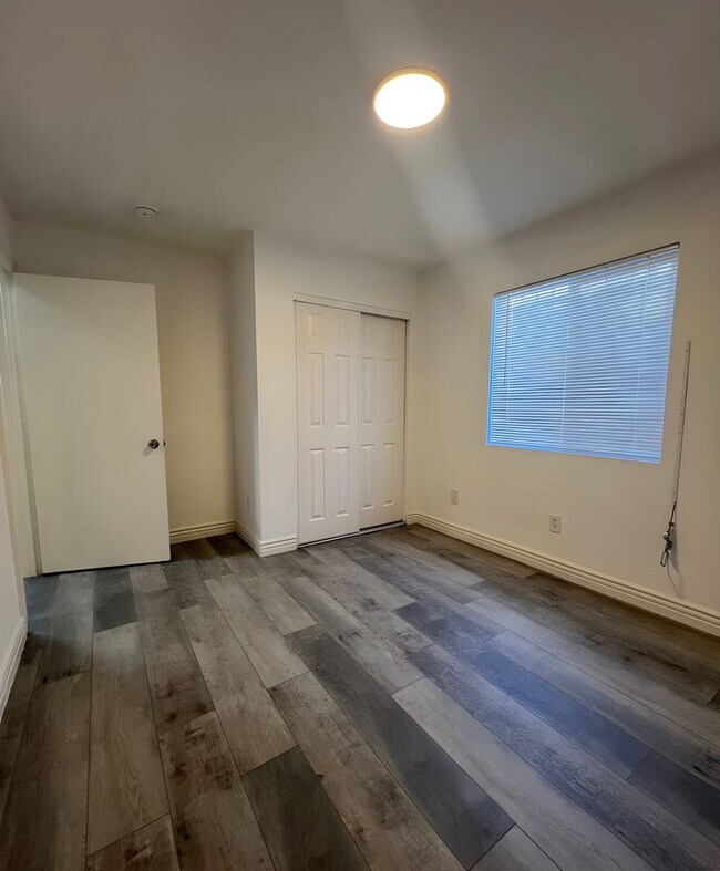 Foto del edificio - 159 E 83rd St
