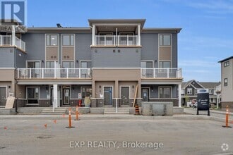 Building Photo - 912 Lillian Freiman Private