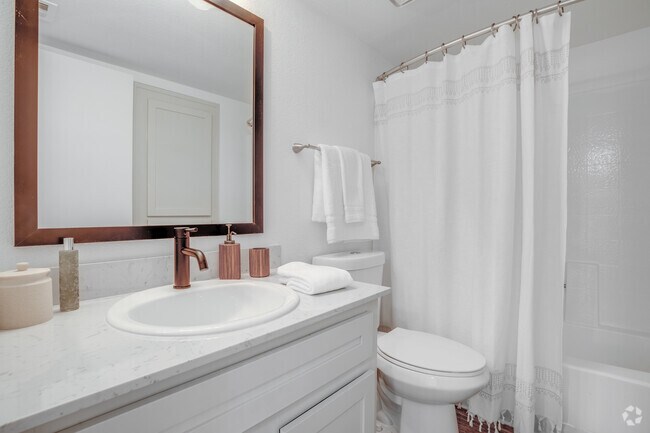 2BR, 2BA - 1,040 SF - Be Mesa