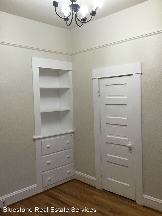 Building Photo - 2 br, 2 bath House - 1725 SE Clatsop St.