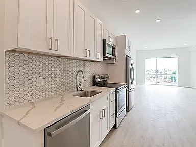 Foto principal - 1622 Point Breeze Ave
