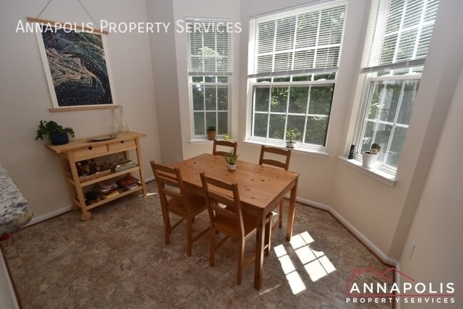 Building Photo - 2155 Scotts Crossing Ct
