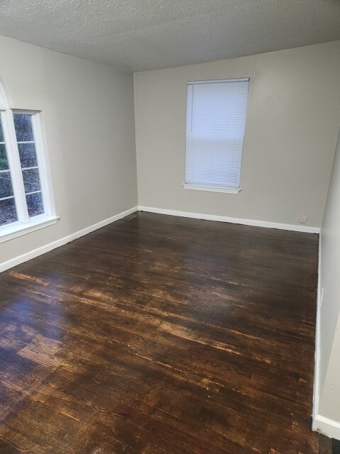 Foto del edificio - 1135 Laire Dr