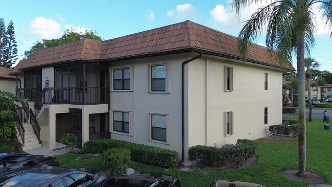 Building Photo - 7091 Golf Colony Ct