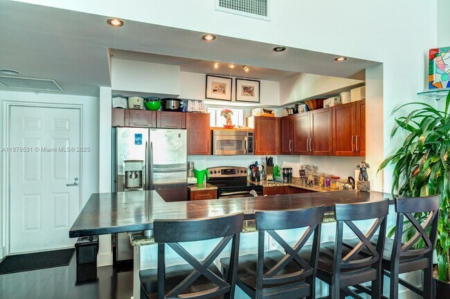 Foto del edificio - 7265 SW 89th St
