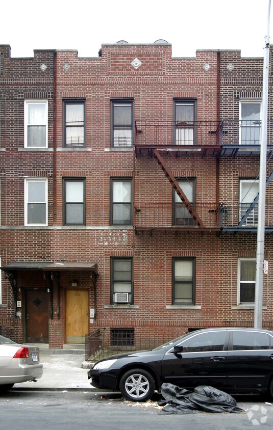 Foto principal - 324 Bay Ridge Ave